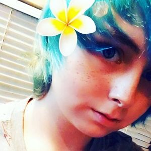 Meet your Posher, Destiny